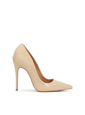 Kazar Pumps in Beige