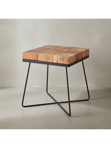 KADIMA DESIGN Beistelltisch | Akazie, 45x45x51cm, Metallgestell