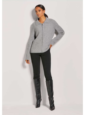 MADELEINE Strickjacke mit Reißverschluss in steingrau / melange / wollweiß