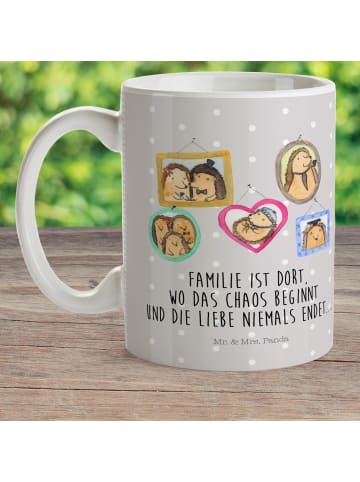 Mr. & Mrs. Panda Kindertasse Igel Familie mit Spruch in Grau Pastell