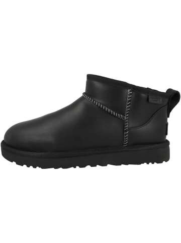 UGG Boots Classic Ultra Mini Lthr Regen in schwarz