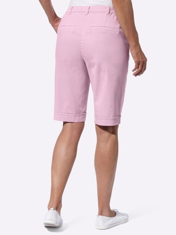 Sieh an! Jeans-Bermudas in rosé