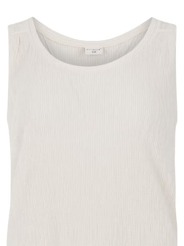 Protest " PRTFields in Kitoffwhite