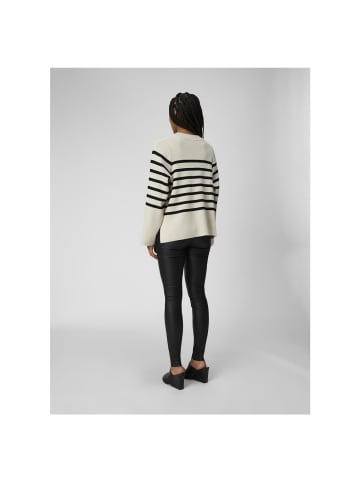 Object Pullover in sandshell