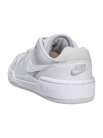 Nike Halbschuh FULL FORCE LOW in grau