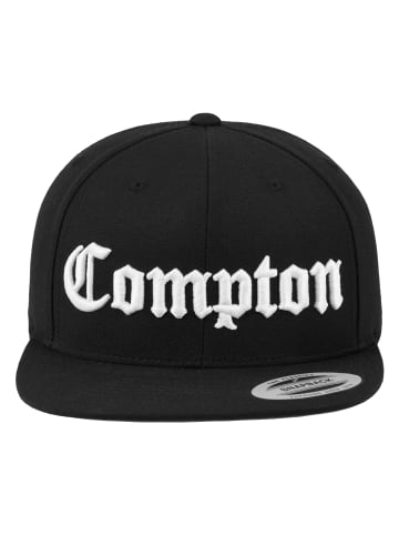 Mister Tee Snapback in black