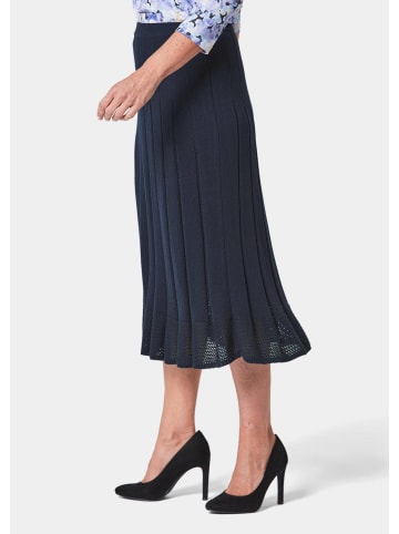 GOLDNER Kurzgröße:  Strickrock mit Falten, Ajourabschluss in marine