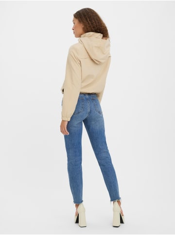 Vero Moda Langer Parka in Irish Cream