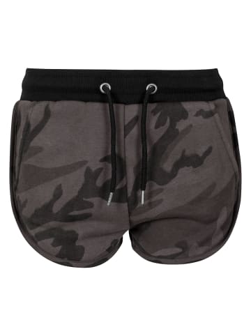 Urban Classics Hot Pants in dark camo/blk