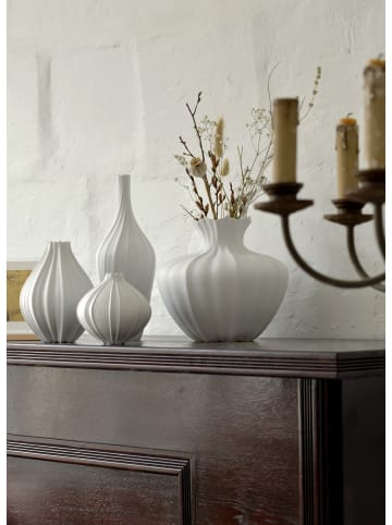 Kaiser Porzellan Vase " Bahar " in Biskuit weiß