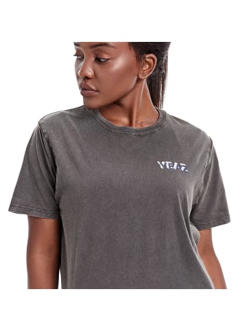 YEAZ CHAWLAY T-Shirt in grau
