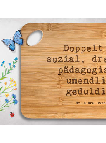 Mr. & Mrs. Panda Frühstücksbrettchen Spruch Sozialpädagogin Powe... in Braun