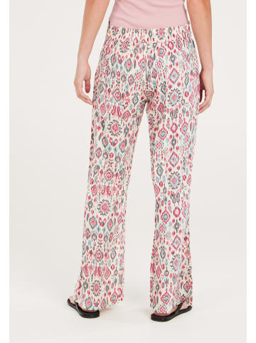 Protest " PRTCECILIA in Kitoffwhite