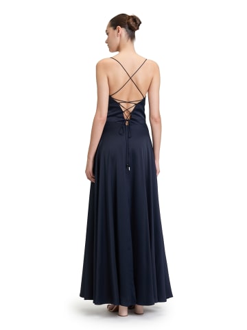 Vera Mont Abendkleid mit Wasserfallausschnitt in Night Sky