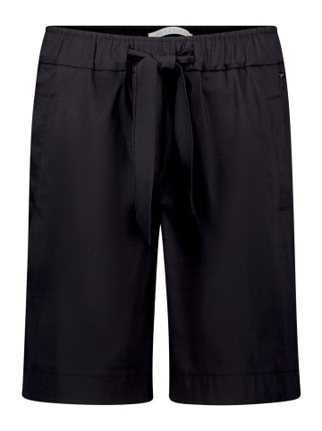 BETTY & CO Bermuda mit elastischem Bund in Schwarz