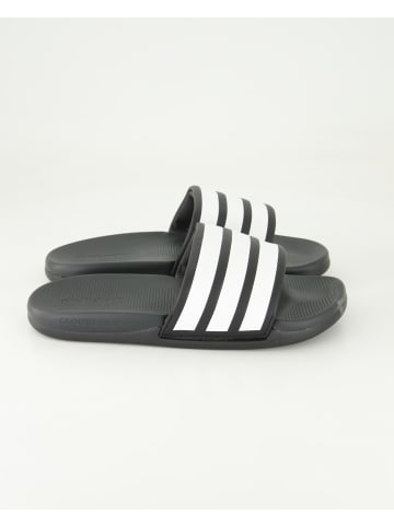adidas Pantoletten in Schwarz