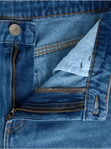 TWO SOON Jeansshorts in Medium Blue Denim