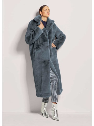 MADELEINE Langer Faux-Fur-Mantel für Damen in stahlblau