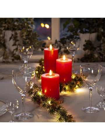 STAR Trading LED Stumpenkerze ,Flamme Flow' in Rot, Batterien, Timer, Echtwachs, wa