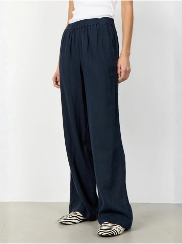 Levete Room Hose LR-NAJA in 6995 DARK NAVY
