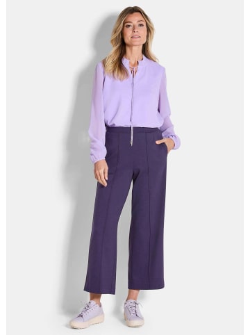GOLDNER Kurzgröße:  Culotte Verkürzte Jersey-Hose VERA mit Biesen in lila