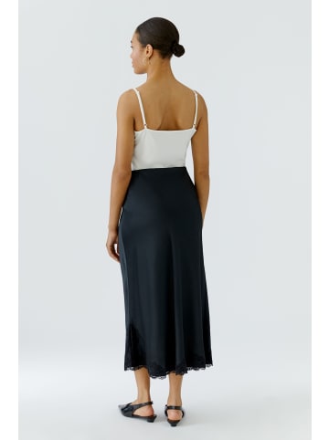 Oui Satin Rock in black