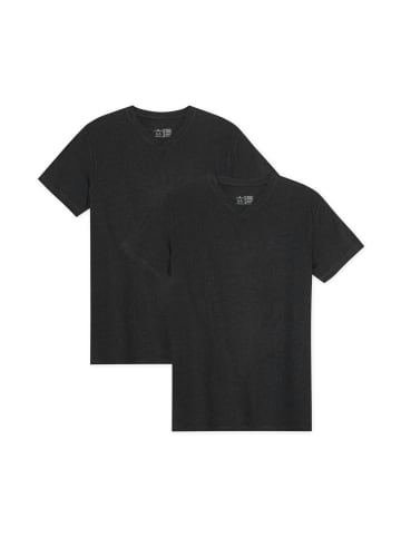 DANISH ENDURANCE T-Shirt Ease V-Neck in jet black
