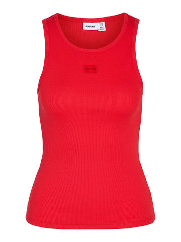 Noisy may Tanktop in Tomato1