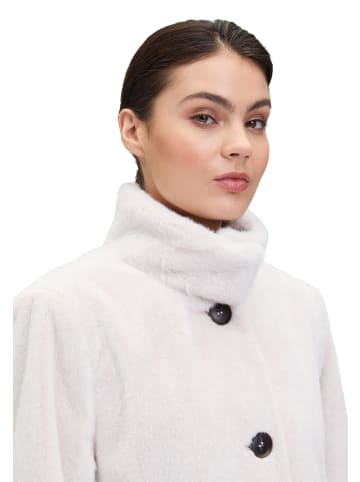 Betty Barclay Jacke in ecru