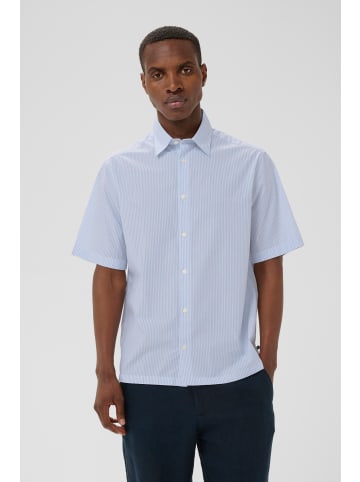 Matinique Kurzarmhemd MAklampo Gerade Passform in Chambray Blue