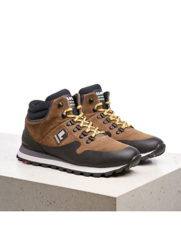 LLOYD ELWAS ELWAS in kalahari