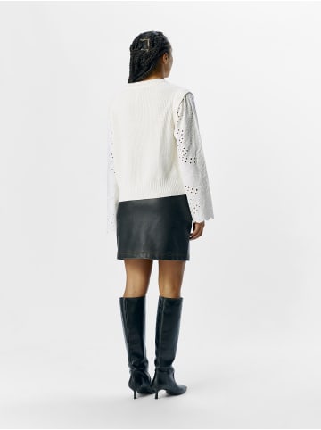 Object Pullover in Cloud Dancer