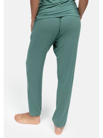 Cyberjammies Kallie Loungewear in grün