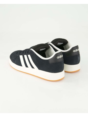 adidas Sneaker in Schwarz
