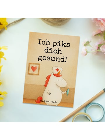 Mr. & Mrs. Panda Ansichtskarte Einhorn Krankenschwester Design m... in Weiß