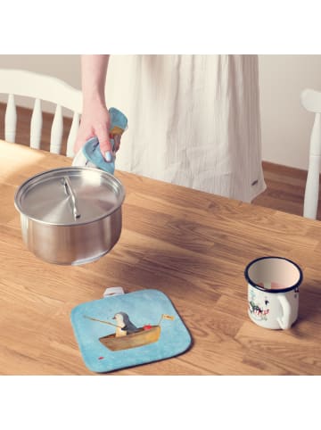 Mr. & Mrs. Panda Topfuntersetzer Pinguin Angelboot ohne Spruch in Eisblau