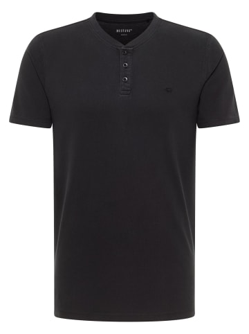 Mustang T-Shirt in Schwarz