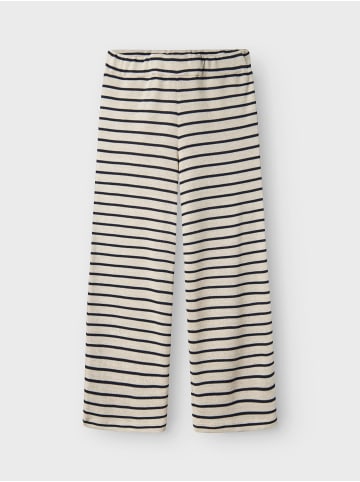 name it Hose in Summer Sand