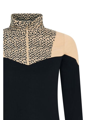 Protest " PRTJelisa in True Black