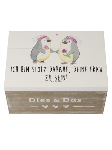 Mr. & Mrs. Panda Box Pinguine Lesbian Pride mit Spruch in Weiß