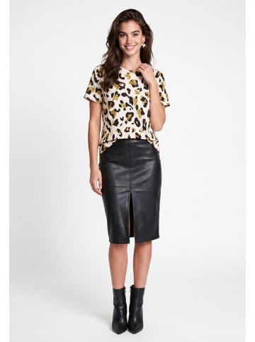 faina Women T-Shirt in Beige Leopard