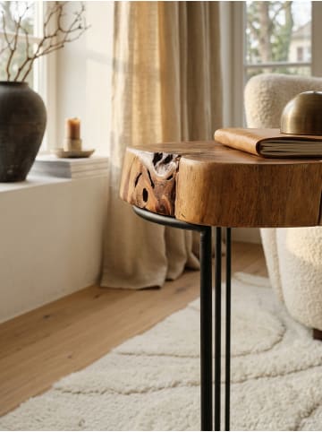 KADIMA DESIGN Beistelltisch aus Massivholz, Baumstamm-Tischplatte im Landhausstil in Beige