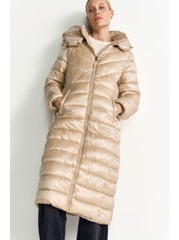 Rich & Royal Mantel in beige