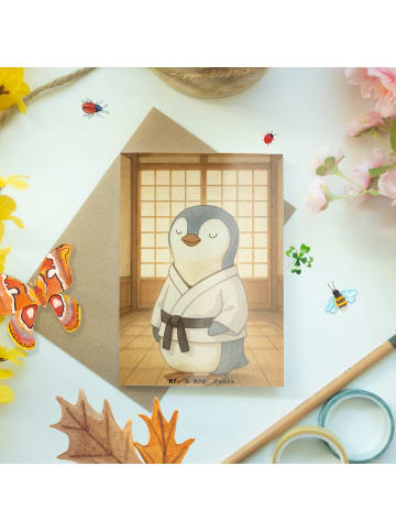 Mr. & Mrs. Panda Grußkarte Pinguin Karate Design ohne Spruch in Weiß