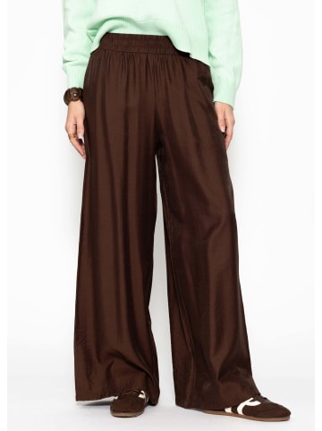 SASSYCLASSY Glänzende Stoffhose mit geradem Bein in Braun
