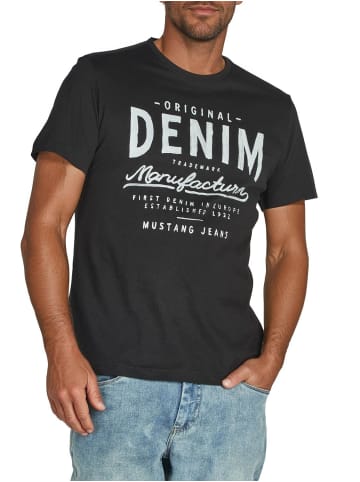 Mustang T-Shirt Basic Print Tee in Schwarz