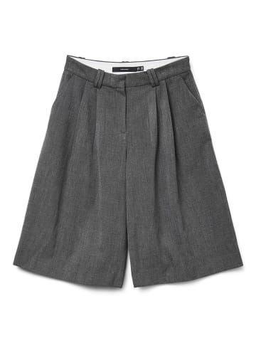 Vero Moda Bermuda Shorts in Medium Grey Melange