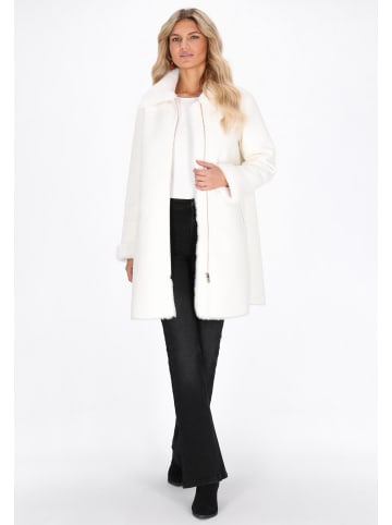 VIRITA Women Coat in Offwhite