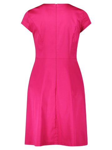 Vera Mont Basic-Kleid mit ausgestelltem Rock in Perfect Pink