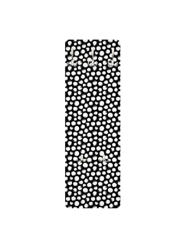 WALLART Garderobe - Weiße Tusche Polkadots auf Schwarz in Schwarz-Weiß